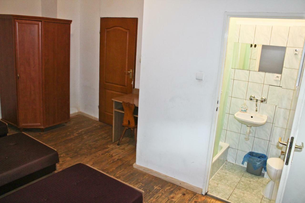 Lesna Willa Pttk W Komanczy Komańcza Exteriör bild